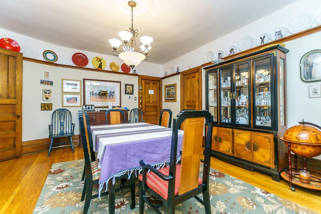 Elliott House Bed & Breakfast Торонто Экстерьер фото