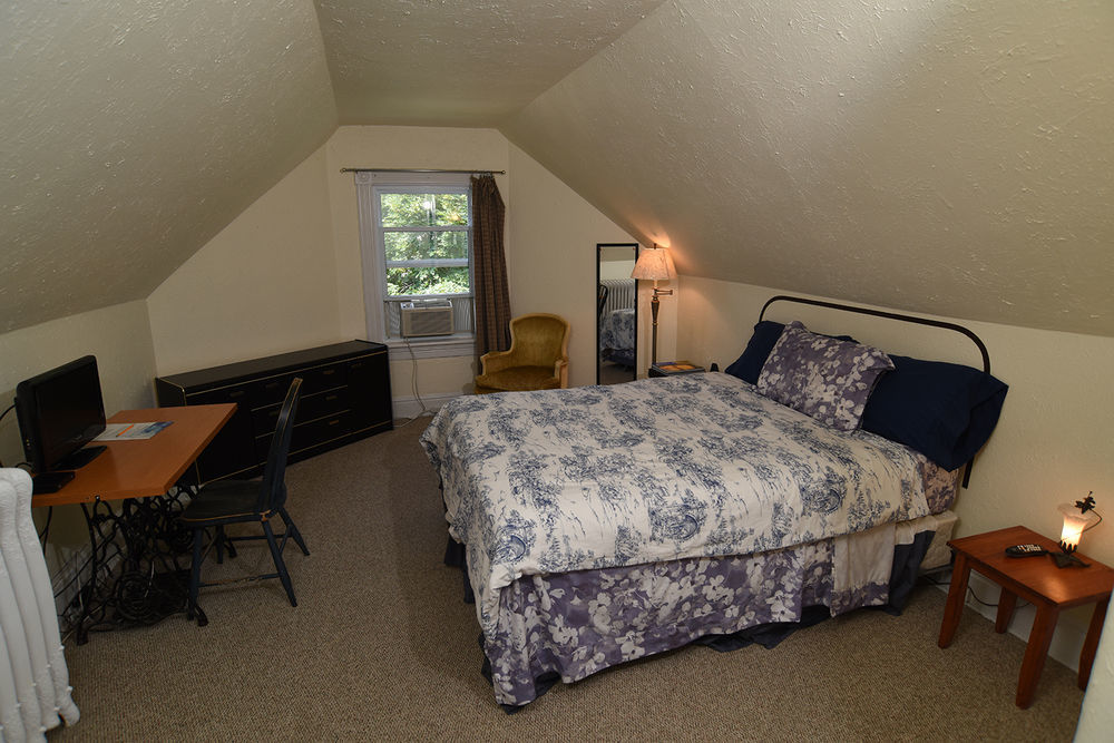 Elliott House Bed & Breakfast Торонто Экстерьер фото